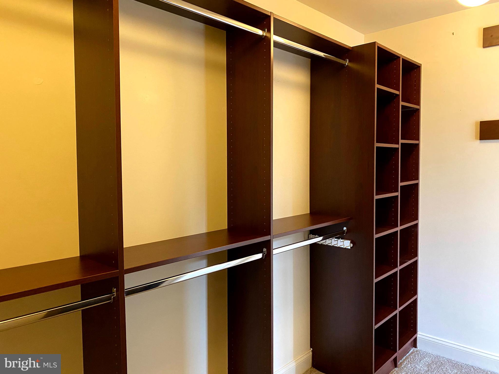 RESERVE AT PENN CRSG - Residential Lease