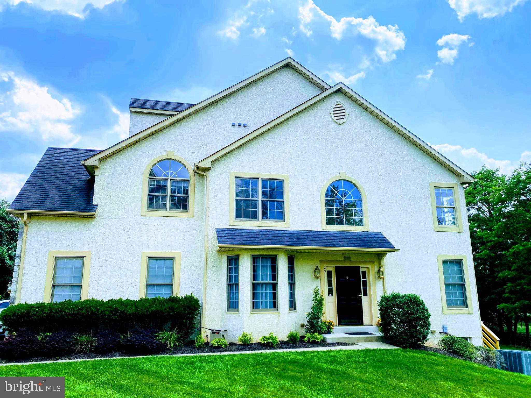 RESERVE AT PENN CRSG - Residential Lease