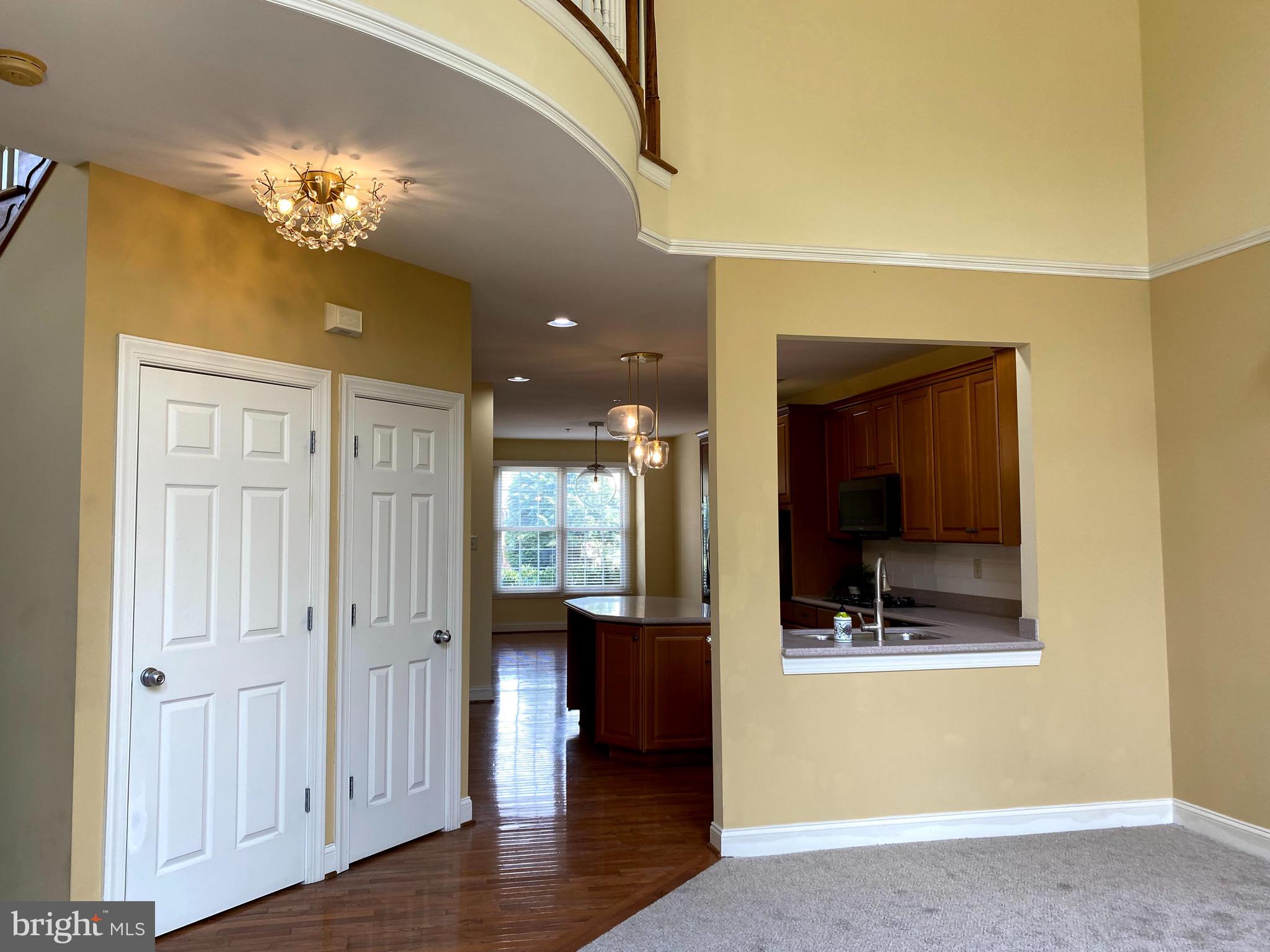 RESERVE AT PENN CRSG - Residential Lease