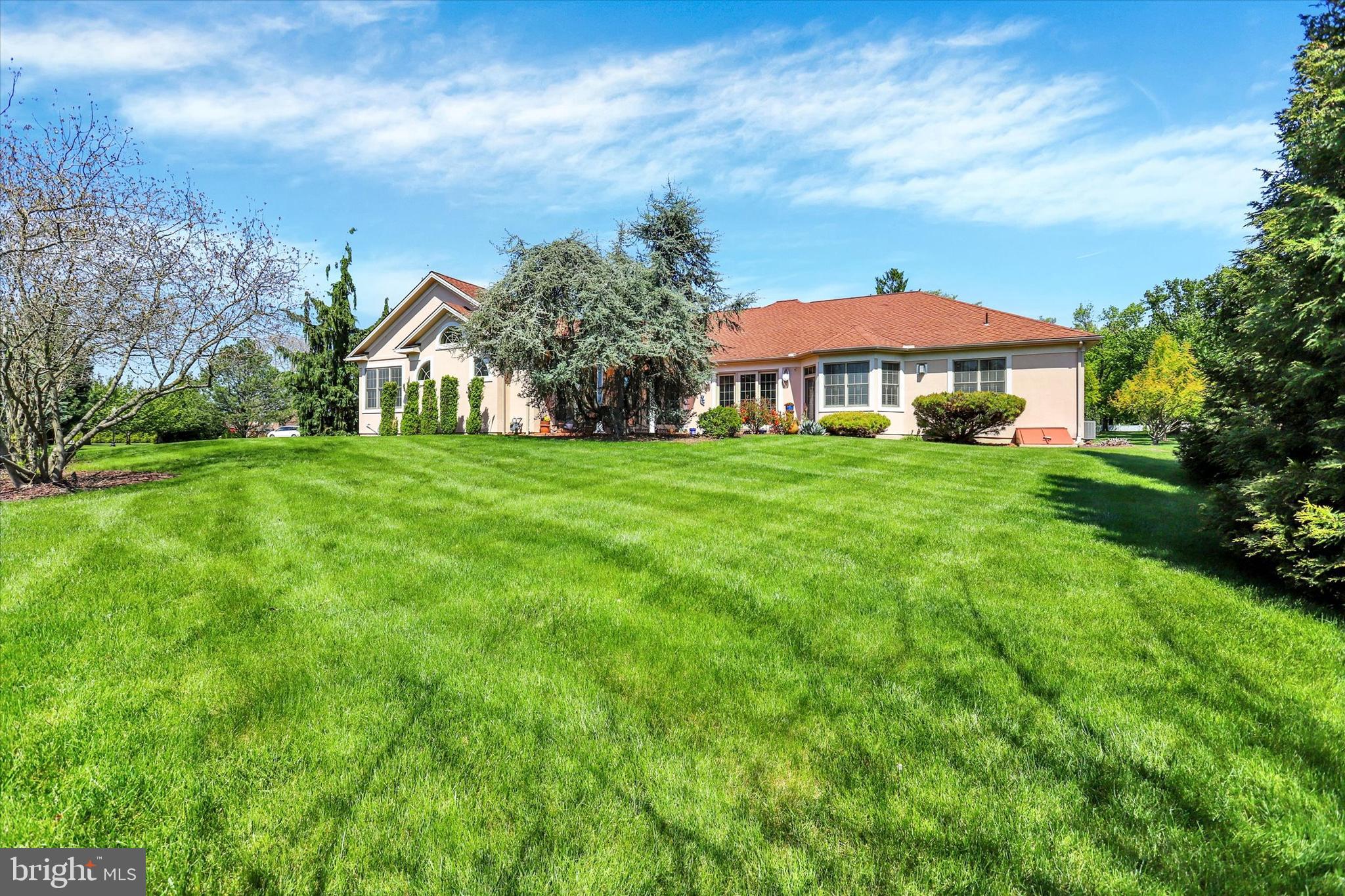 THORNHILL - Residential