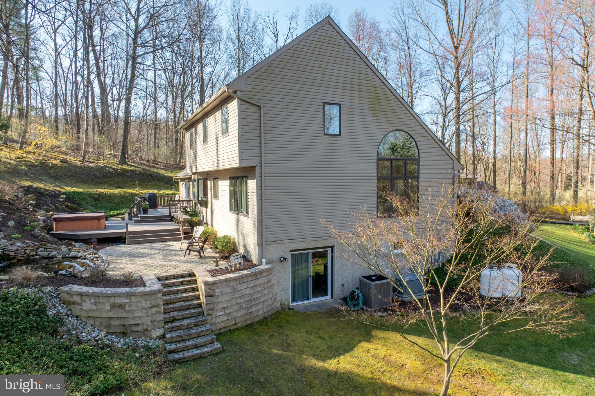 HICKORY HILL - Residential