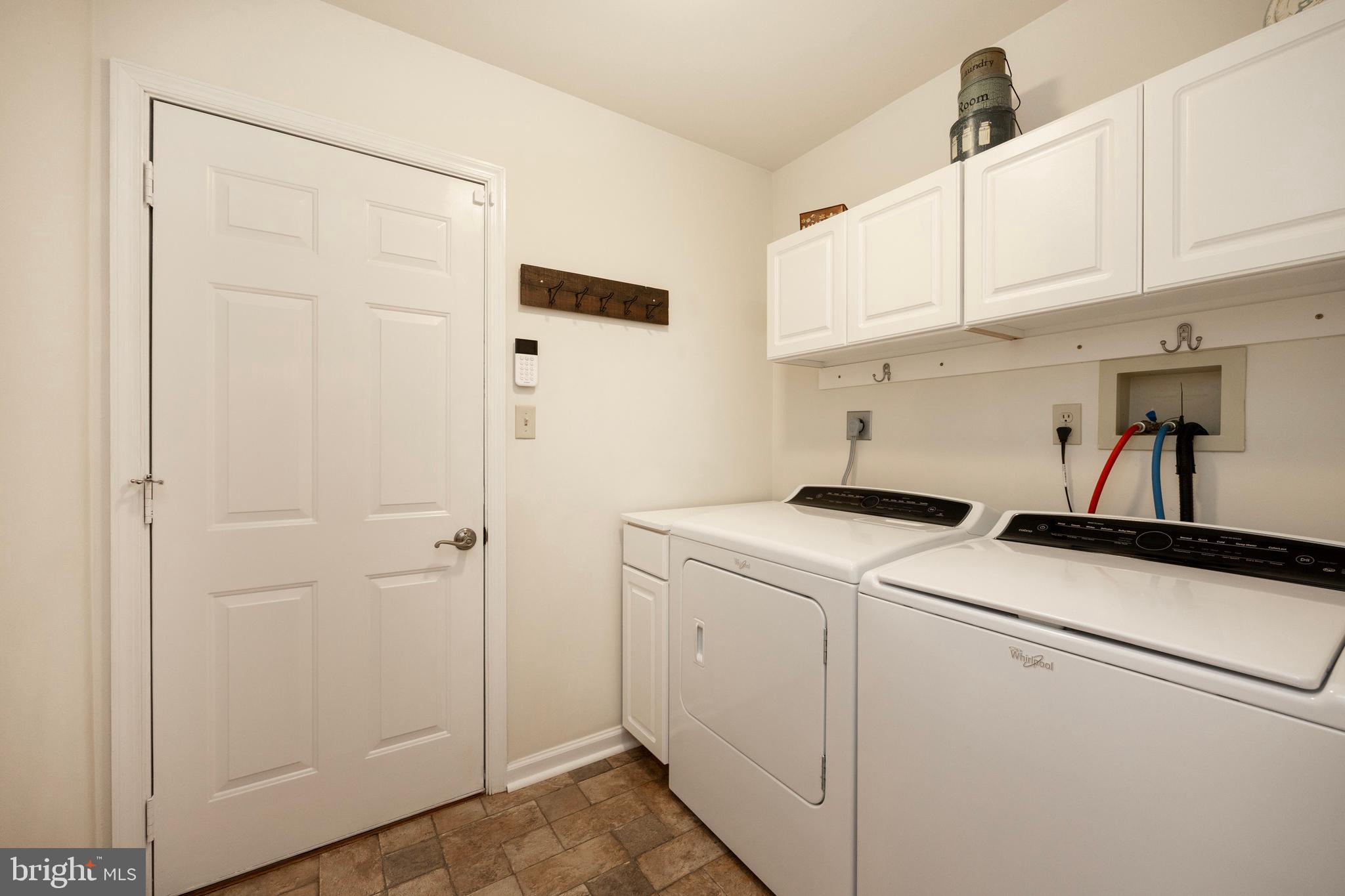 HICKORY HILL - Residential
