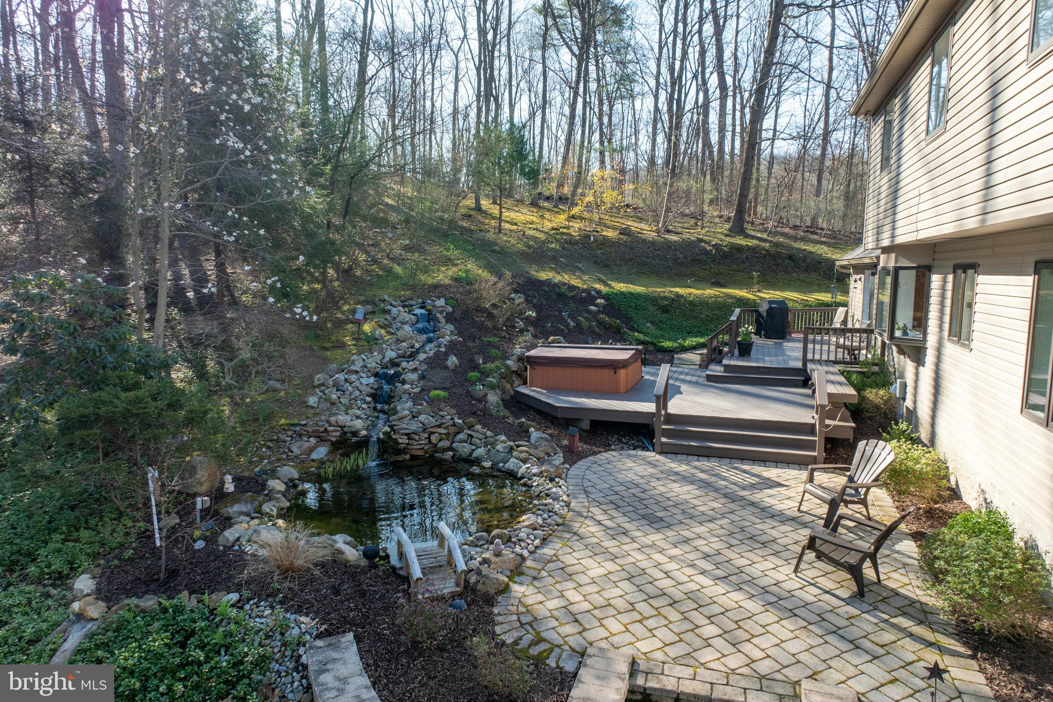 HICKORY HILL - Residential