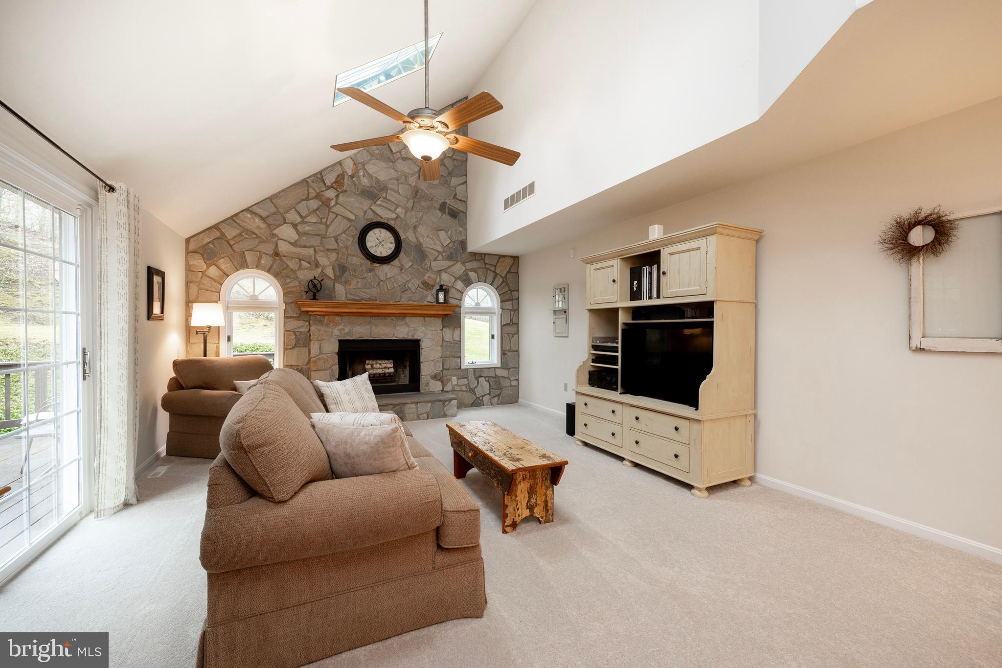 HICKORY HILL - Residential