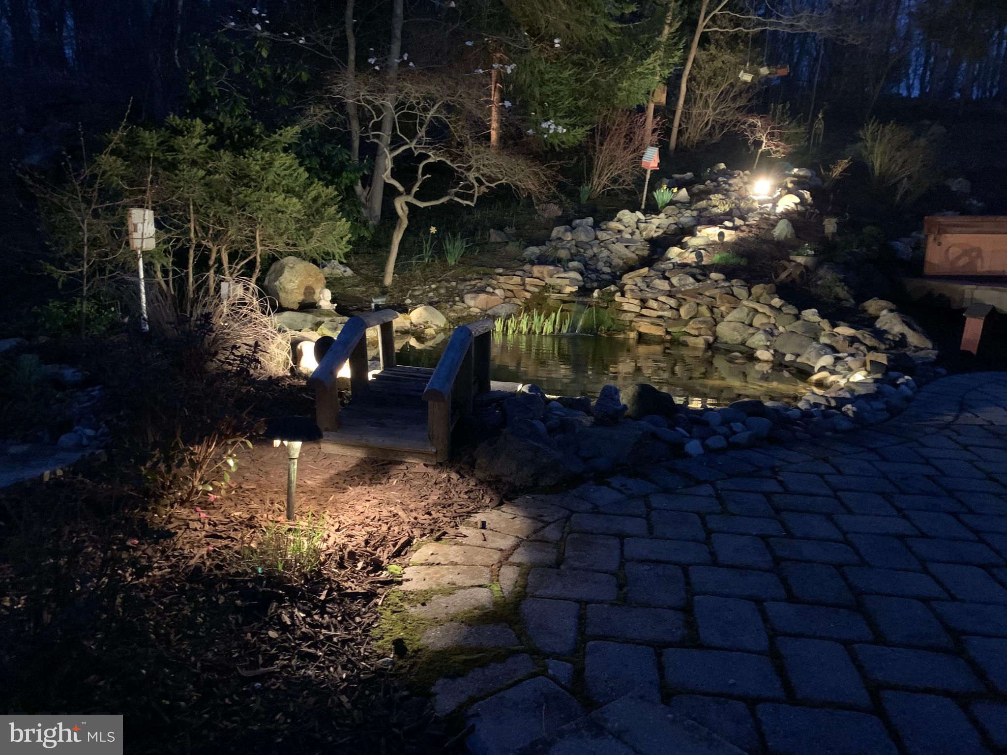 HICKORY HILL - Residential