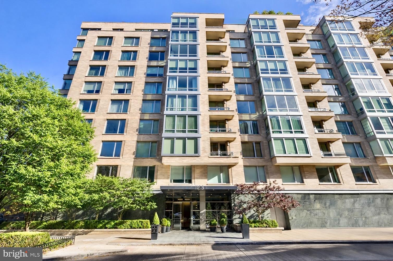 WEST END - Residential