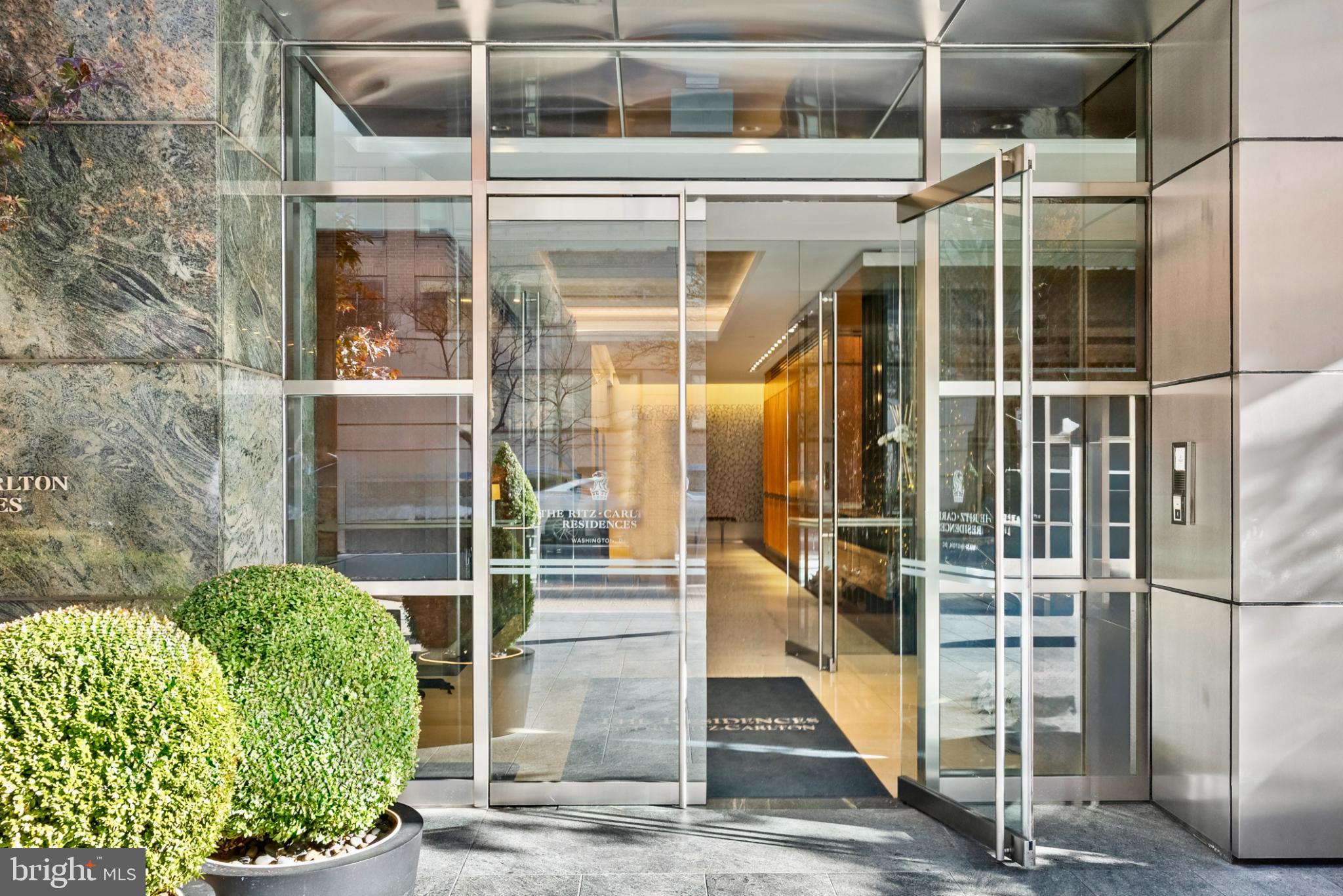 WEST END - Residential