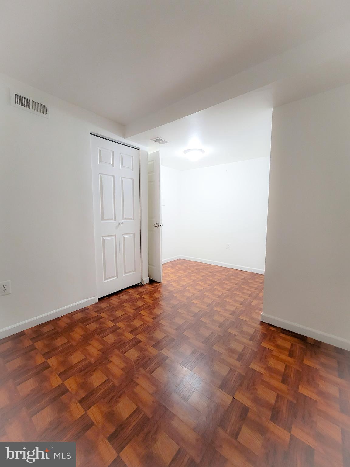 GERMANTOWN PARK - Residential Lease