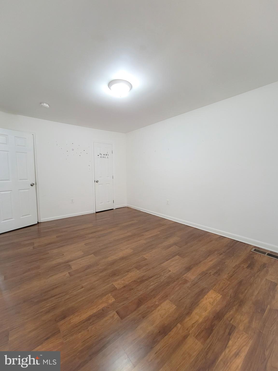 GERMANTOWN PARK - Residential Lease