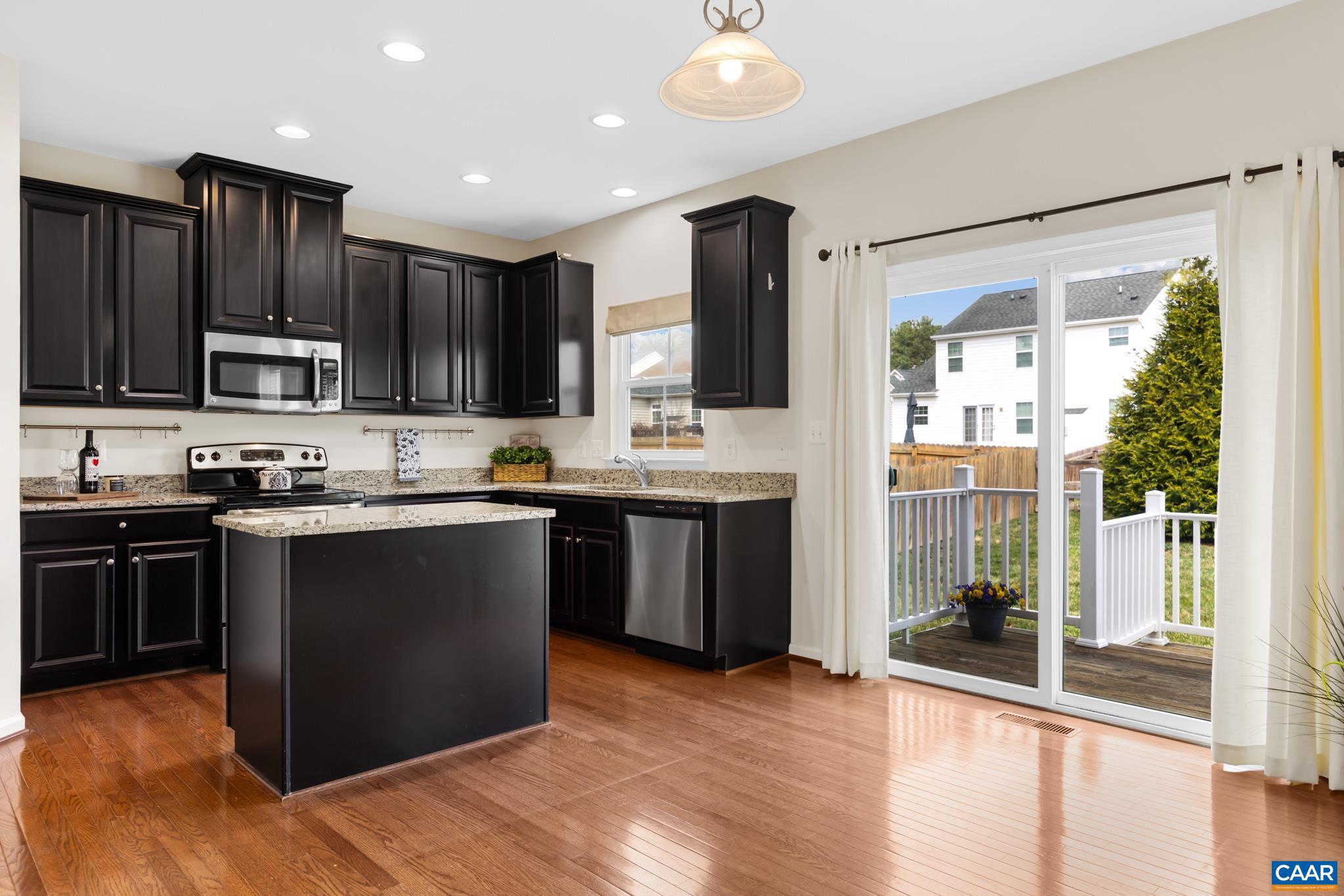 SPRING CREEK - Residential