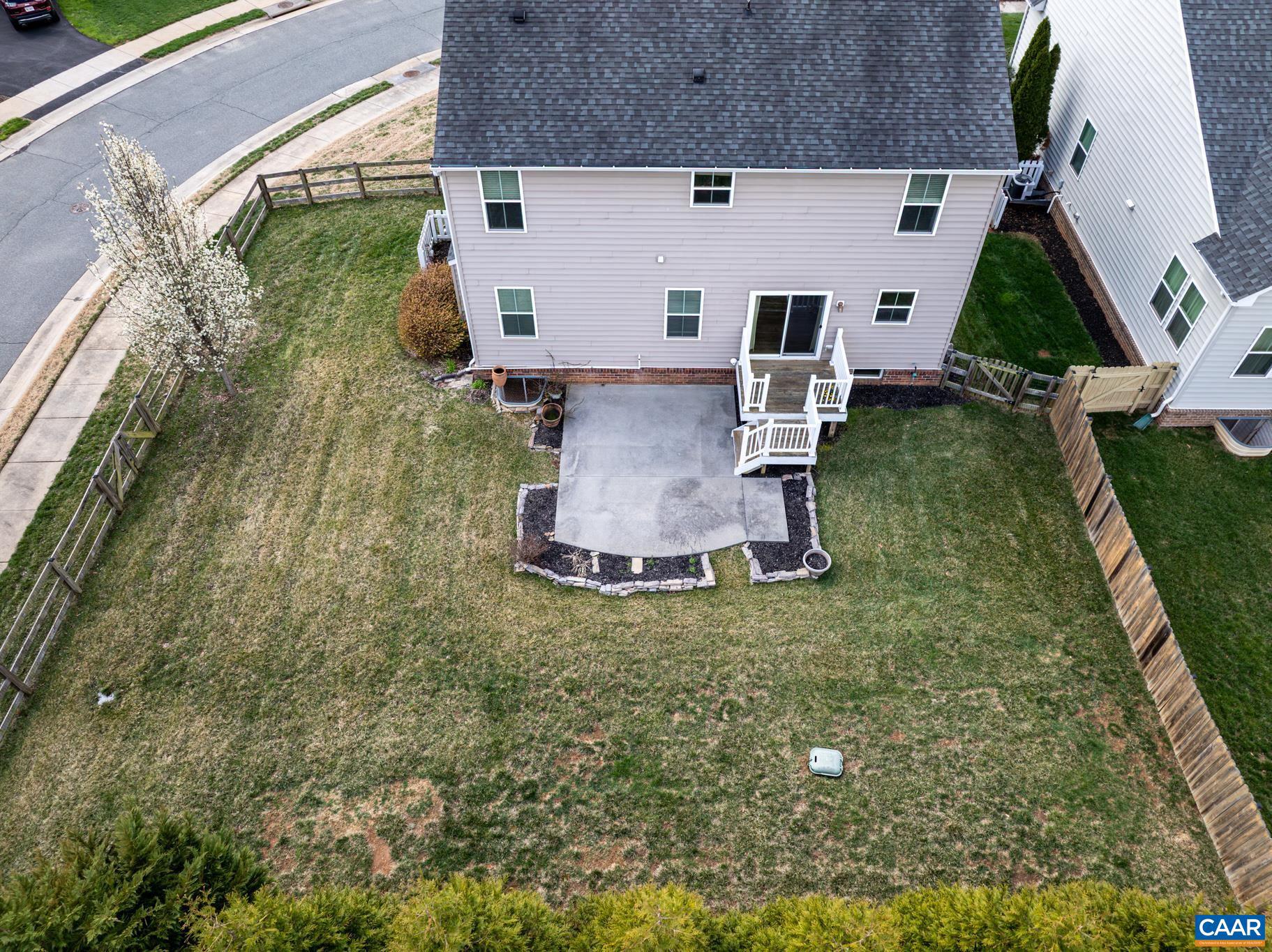 SPRING CREEK - Residential