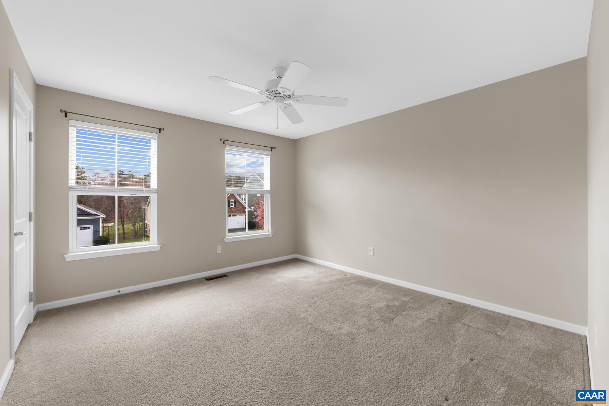 SPRING CREEK - Residential