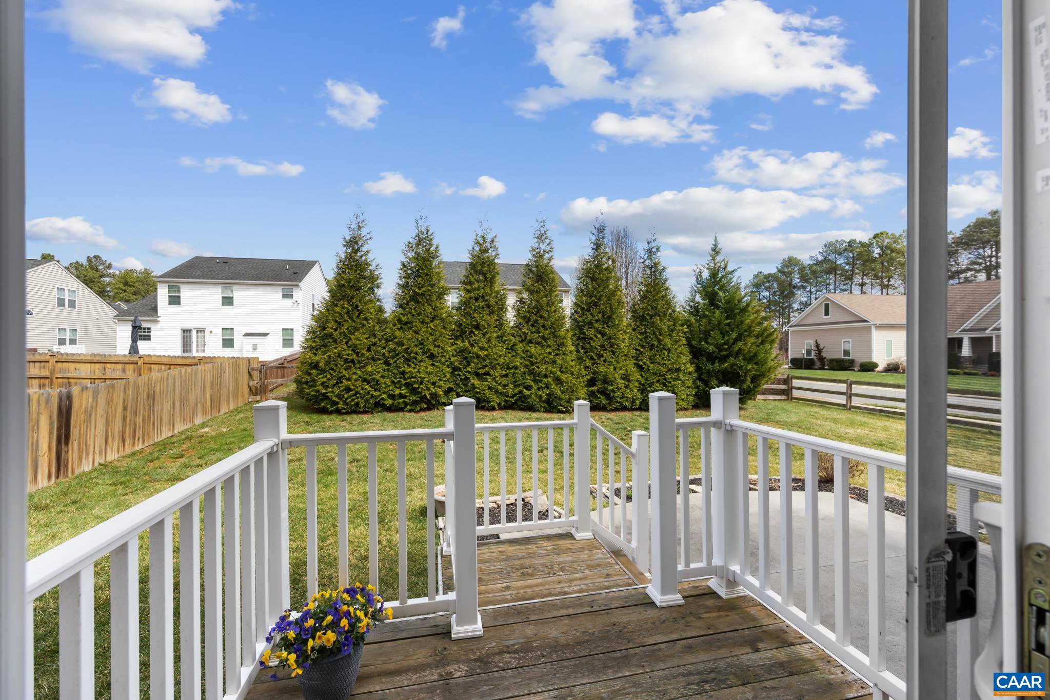 SPRING CREEK - Residential