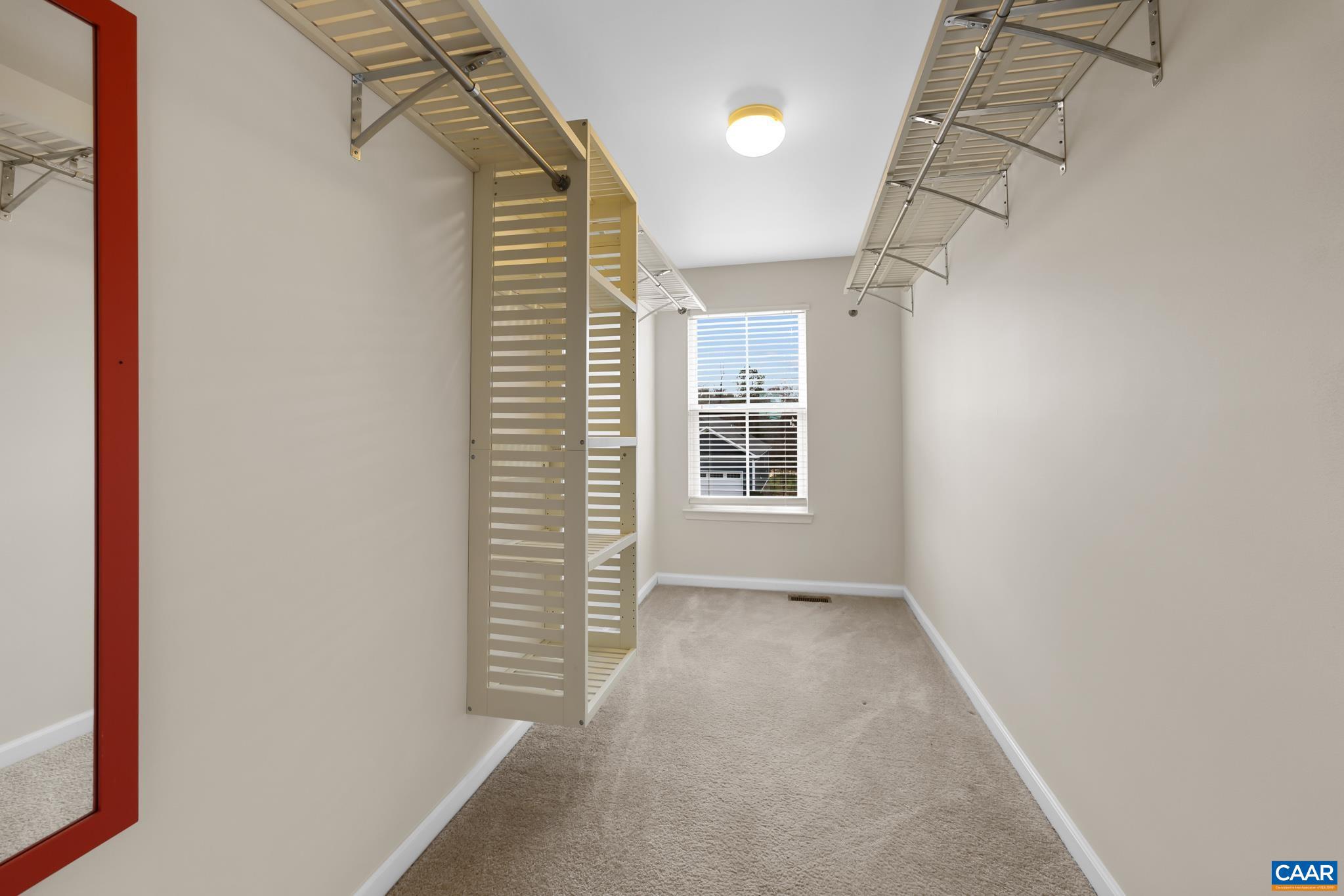 SPRING CREEK - Residential