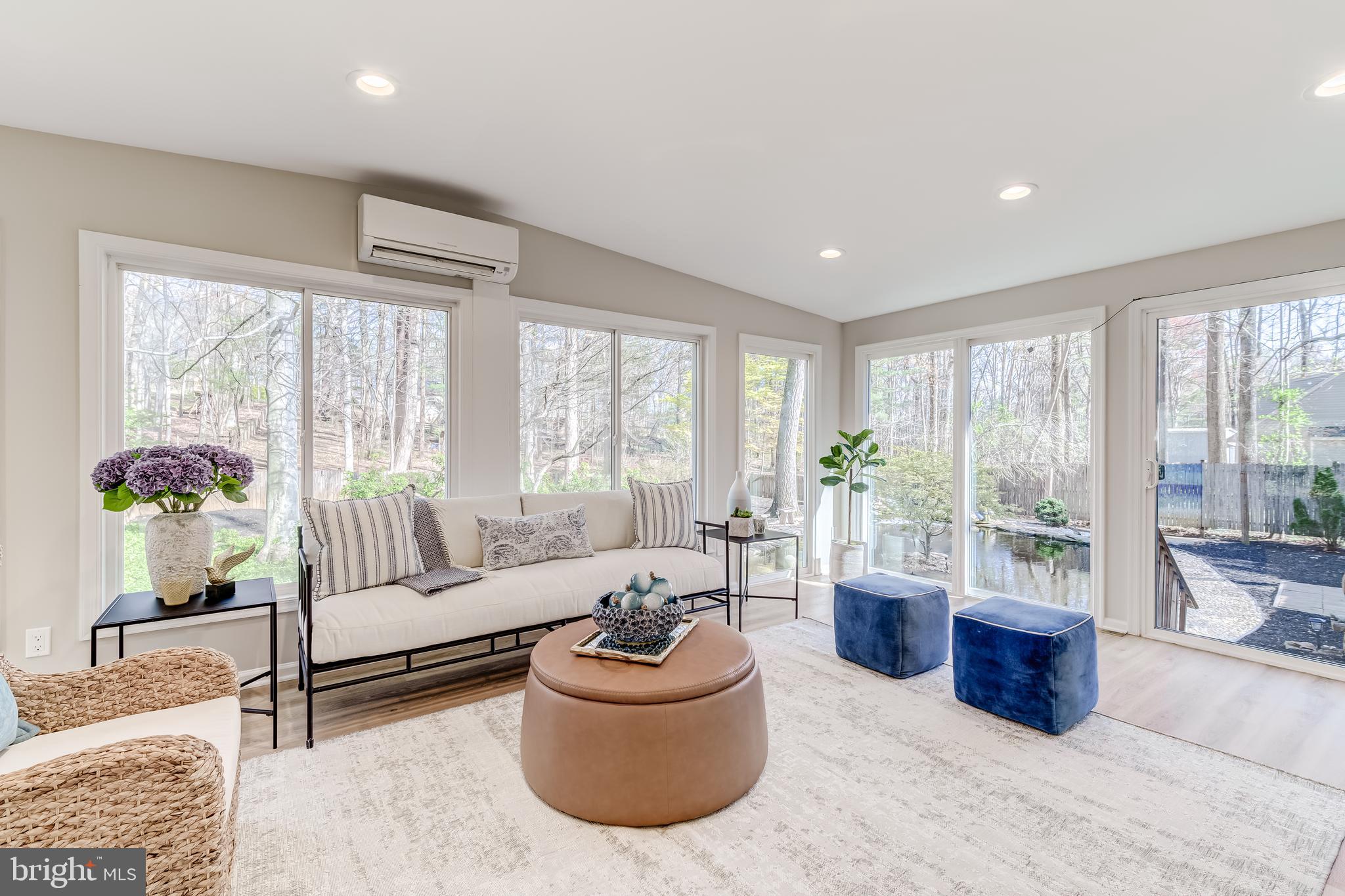 KNOLLWOOD ESTATES - Residential