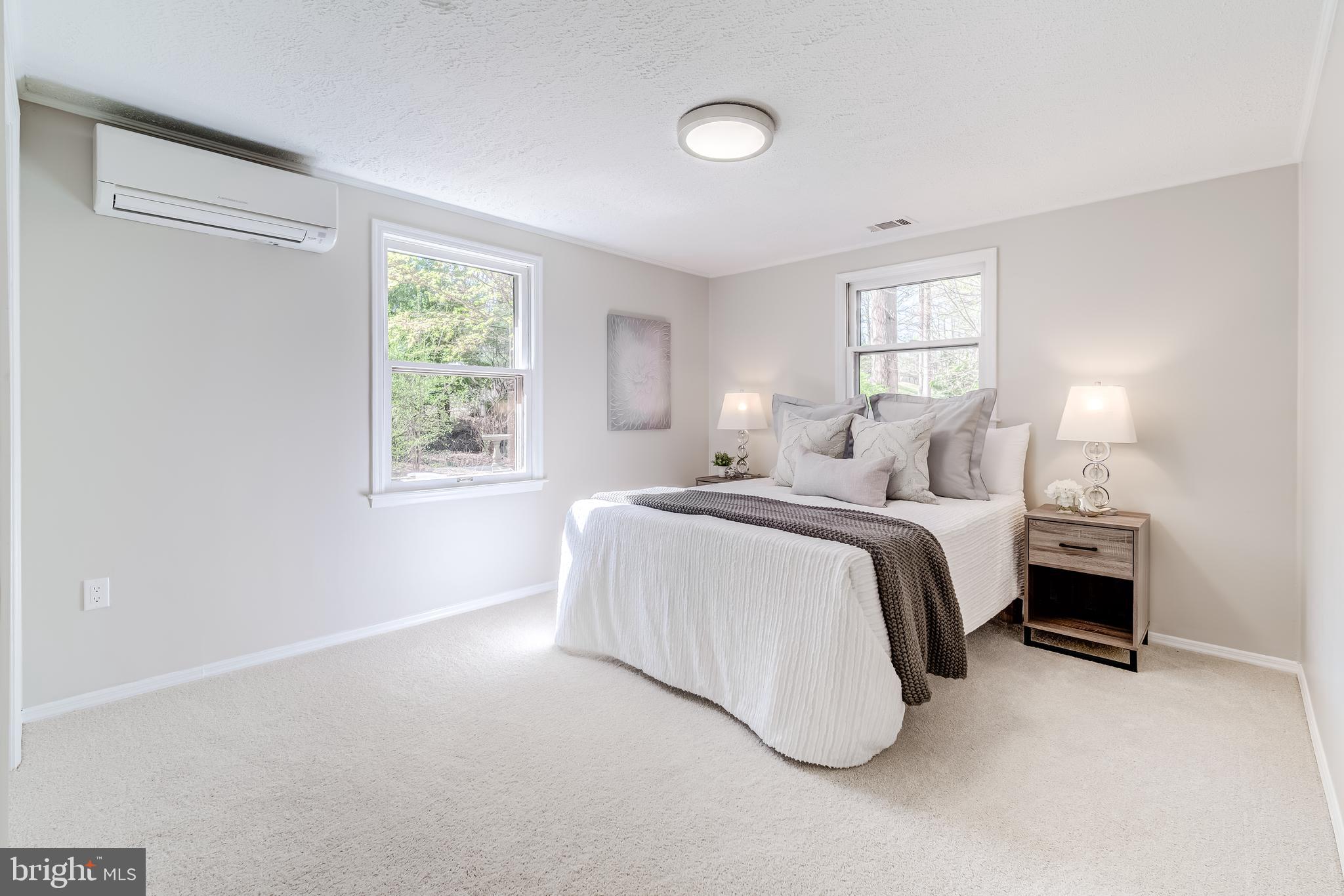 KNOLLWOOD ESTATES - Residential