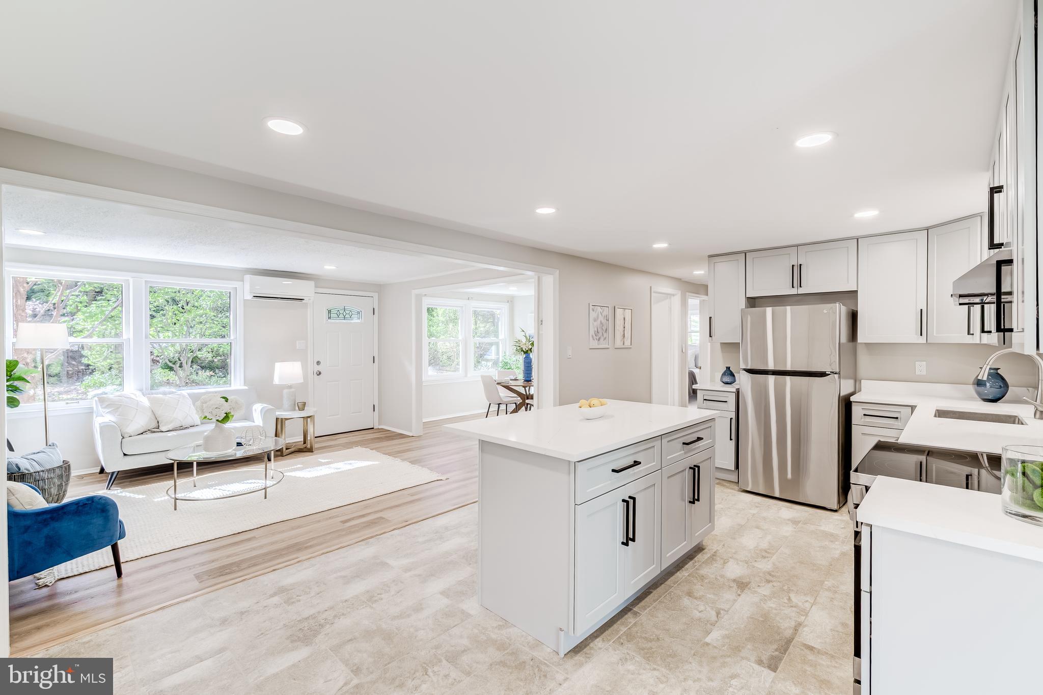 KNOLLWOOD ESTATES - Residential