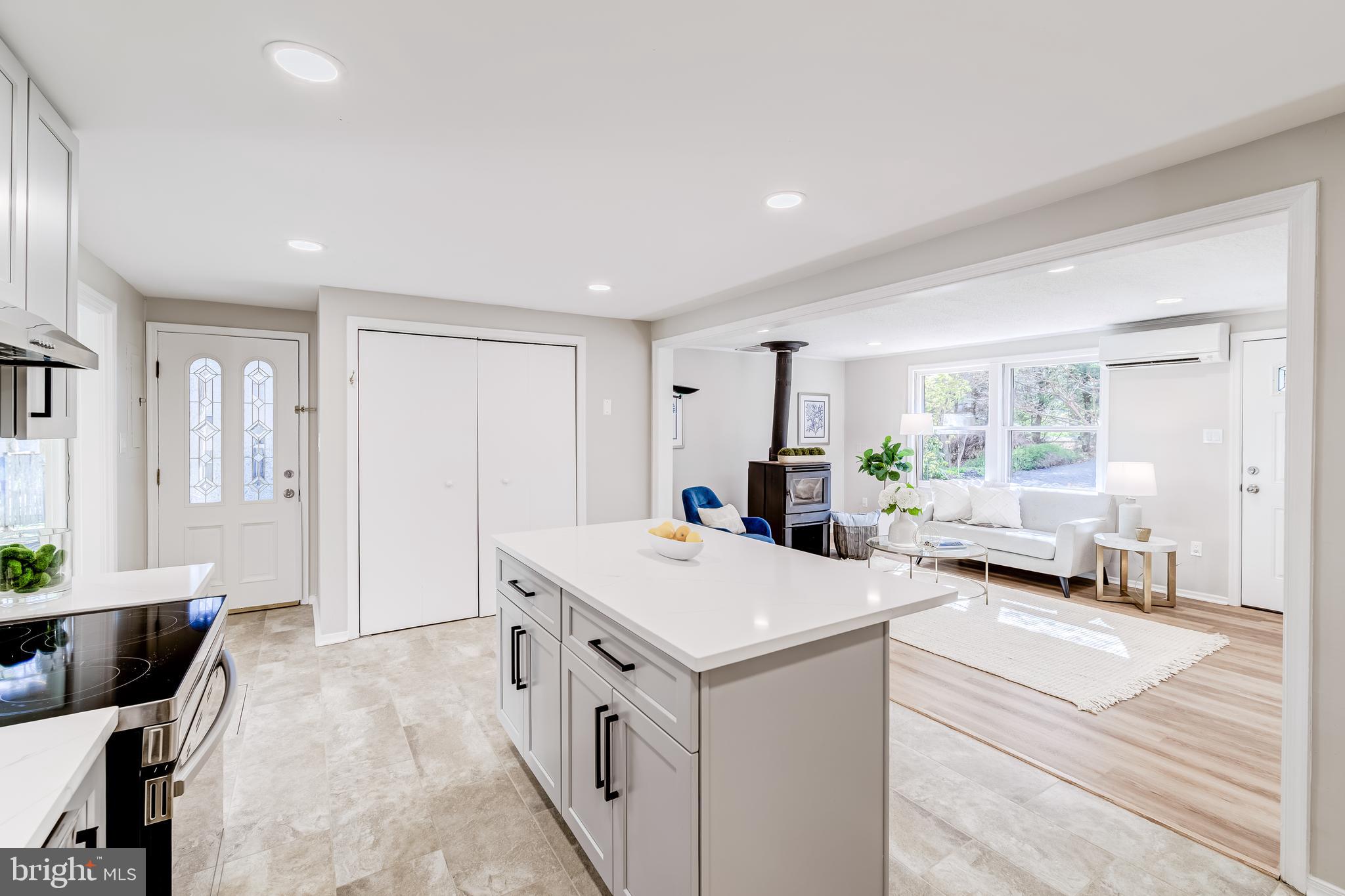 KNOLLWOOD ESTATES - Residential