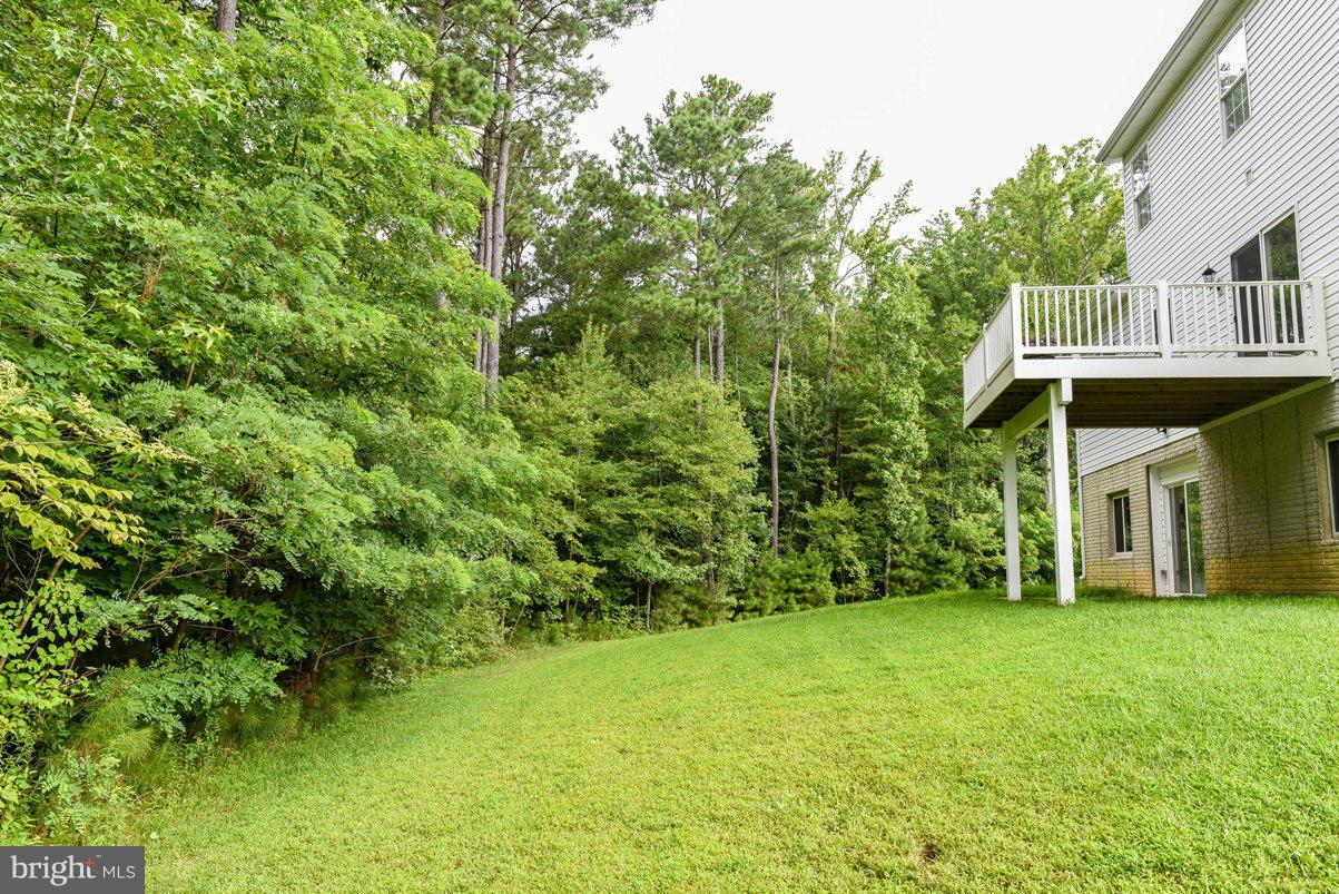 EMERALD HILLS ESTATES - Residential Lease