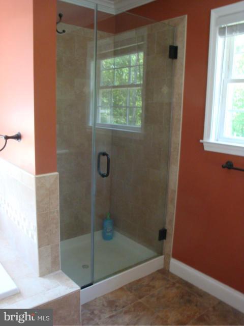 EMERALD HILLS ESTATES - Residential Lease