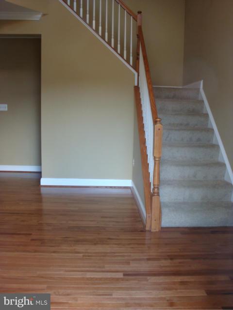 EMERALD HILLS ESTATES - Residential Lease