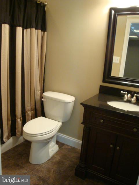 EMERALD HILLS ESTATES - Residential Lease