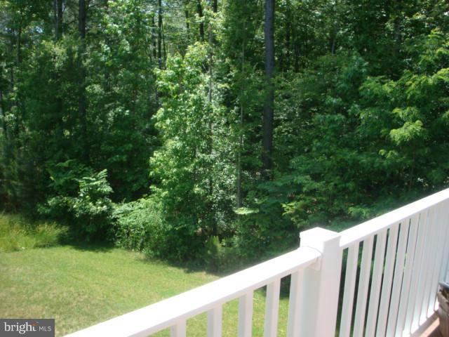 EMERALD HILLS ESTATES - Residential Lease