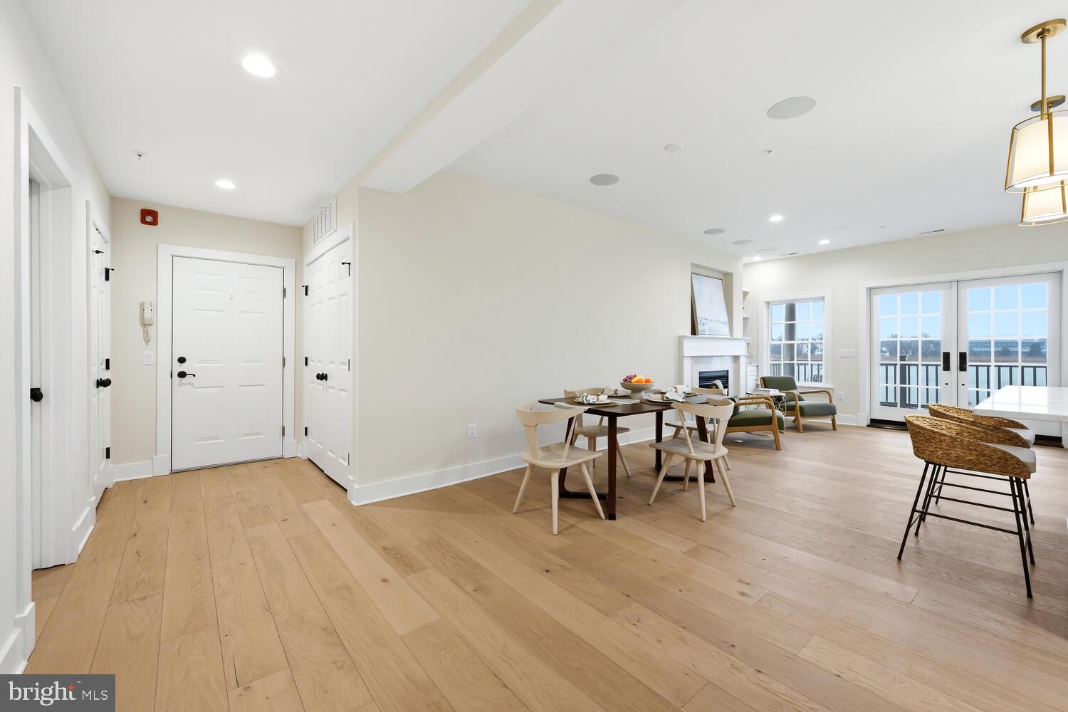 CHESTER RIVER LANDING - Residential