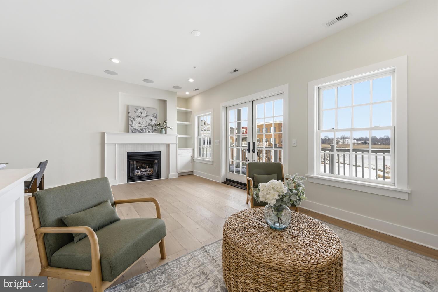 CHESTER RIVER LANDING - Residential