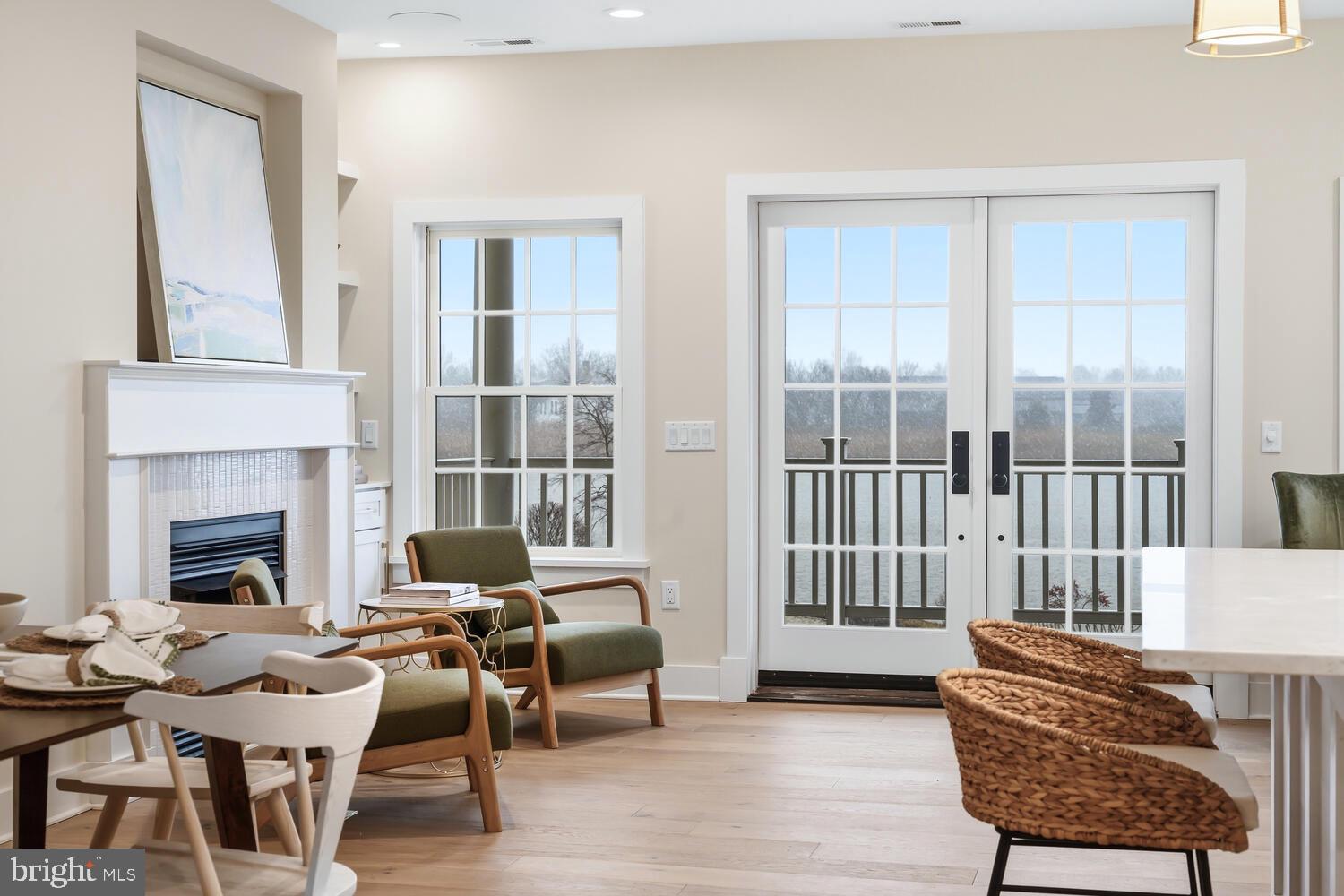 CHESTER RIVER LANDING - Residential