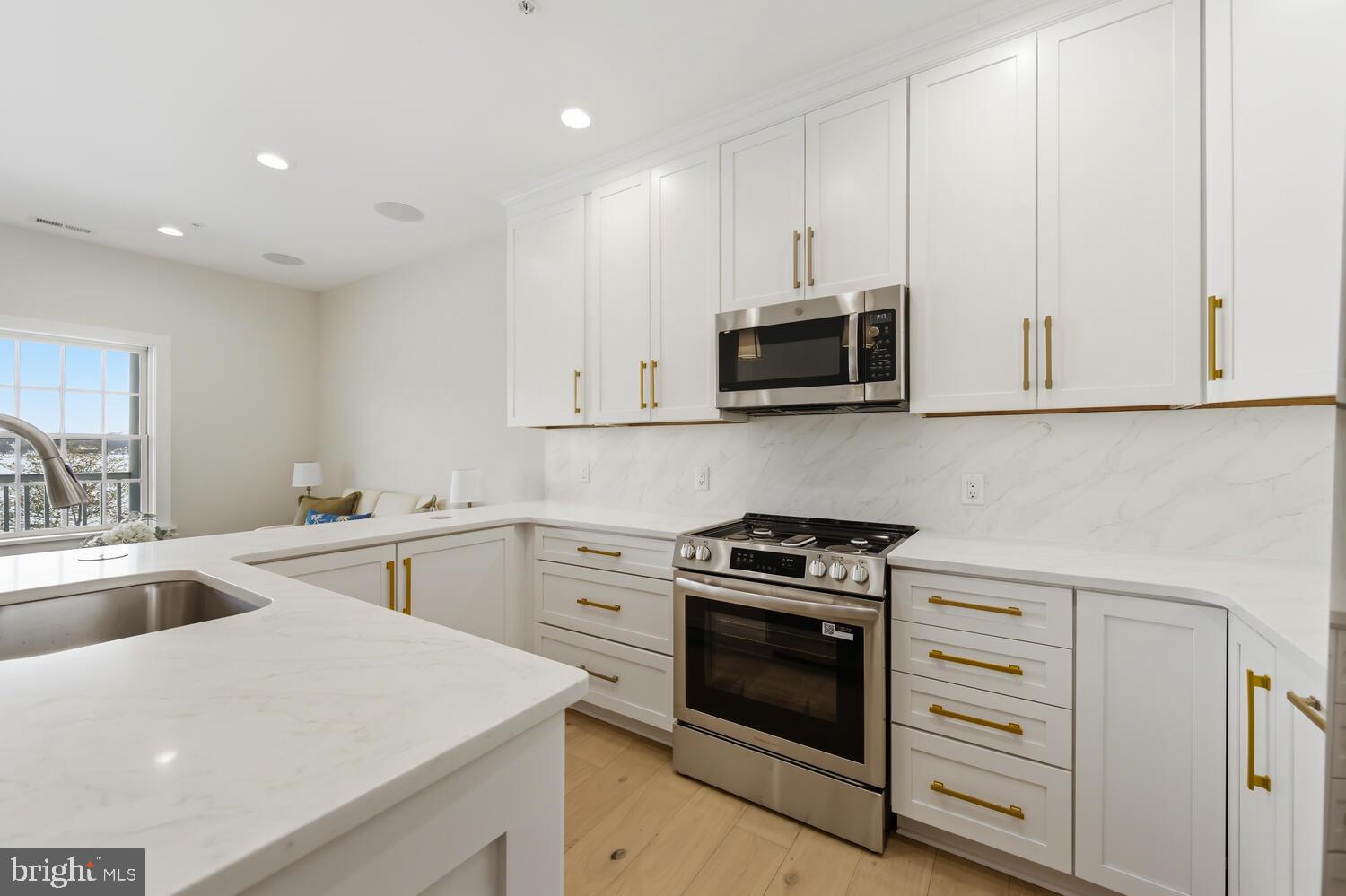 CHESTER RIVER LANDING - Residential