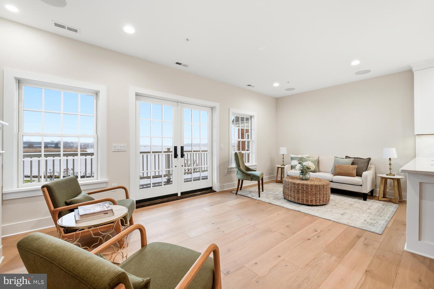 CHESTER RIVER LANDING - Residential