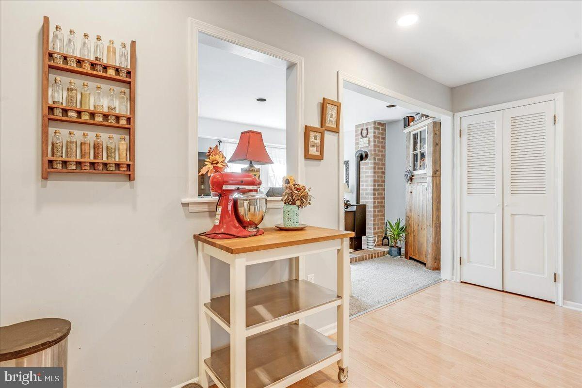 STONEGATE VILLAGE - Residential