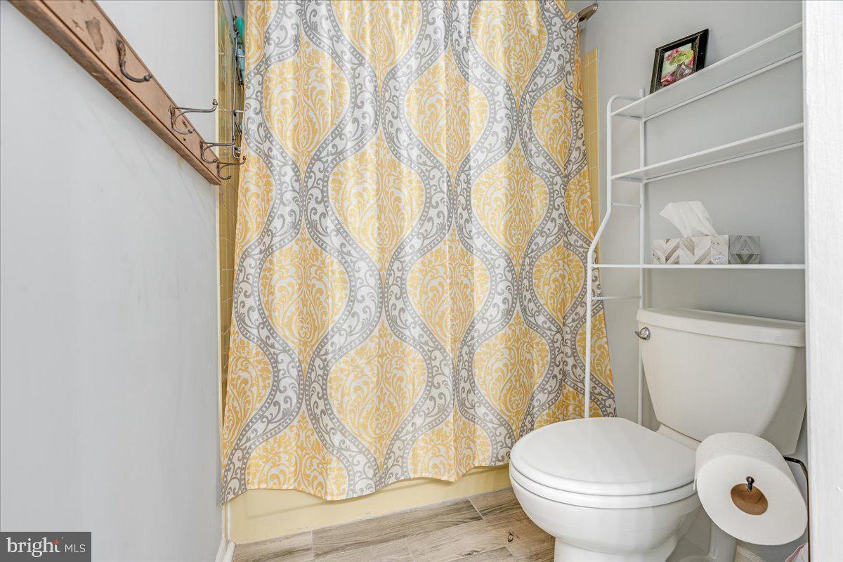 STONEGATE VILLAGE - Residential