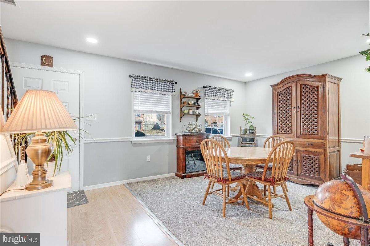 STONEGATE VILLAGE - Residential