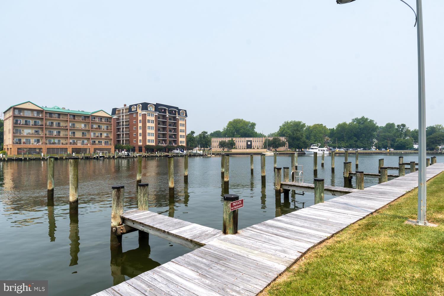 CAMBRIDGE LANDING - Residential