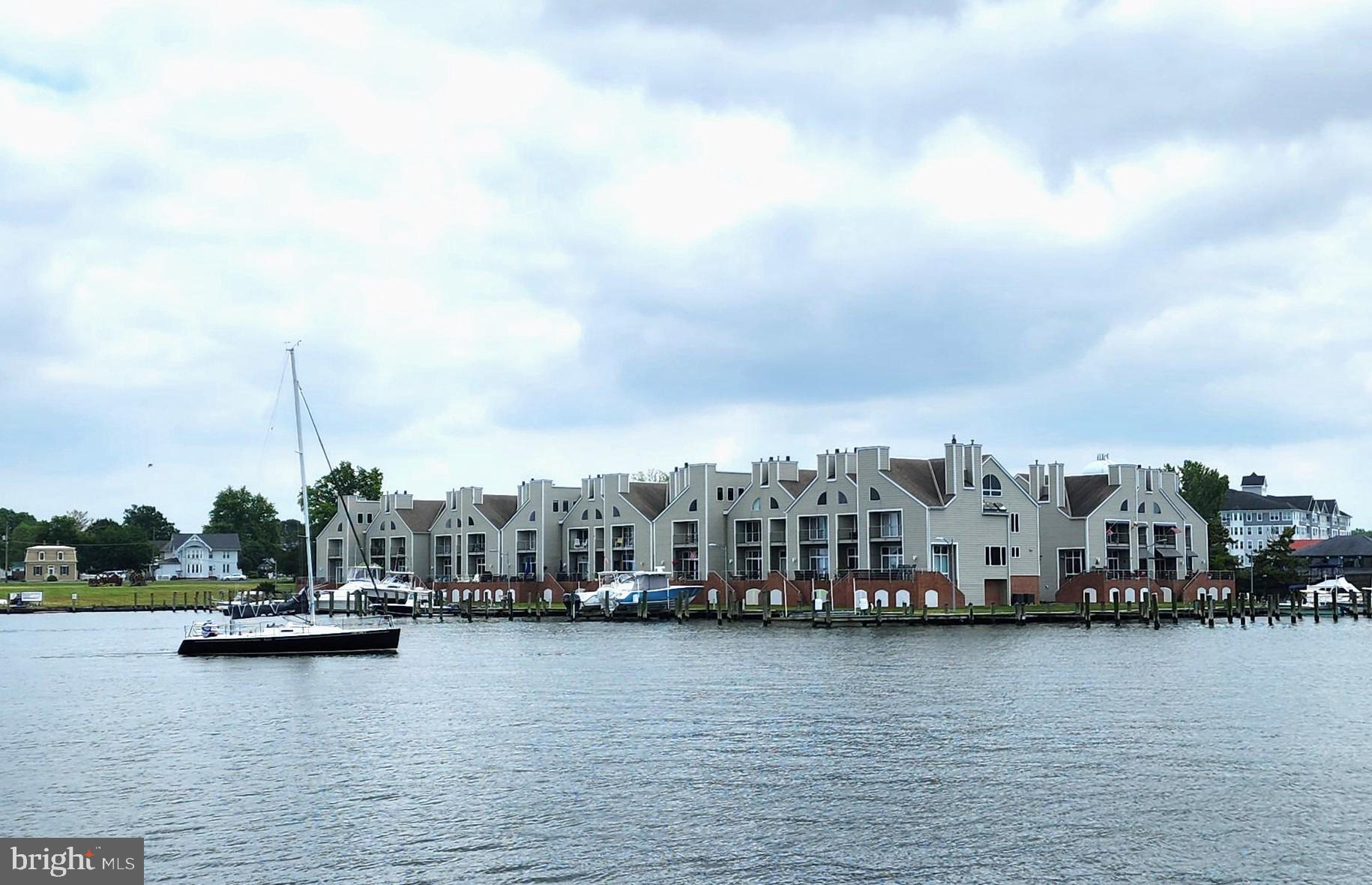 CAMBRIDGE LANDING - Residential