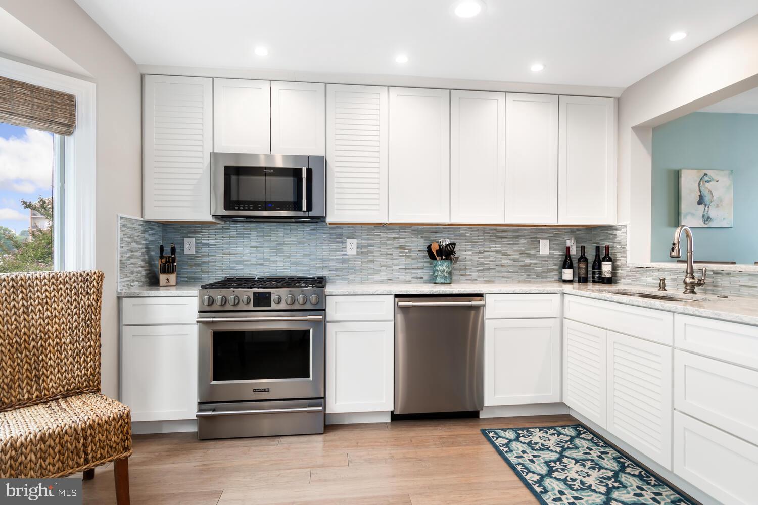 CAMBRIDGE LANDING - Residential