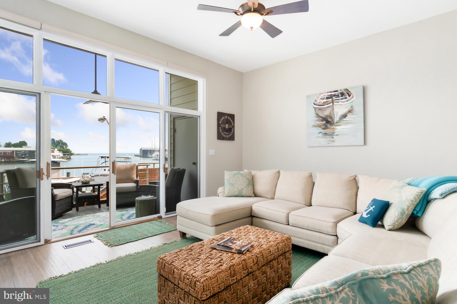 CAMBRIDGE LANDING - Residential