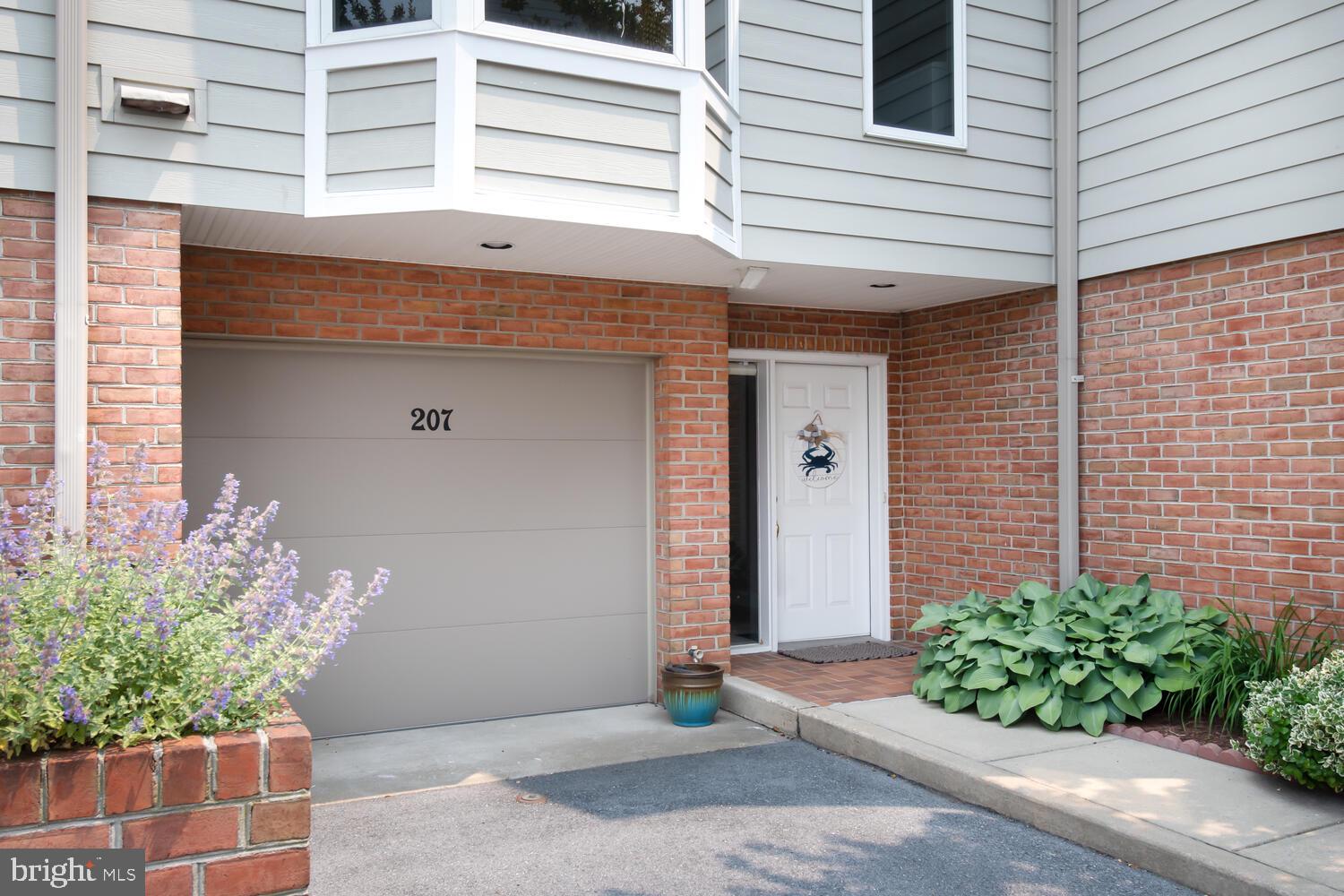 CAMBRIDGE LANDING - Residential