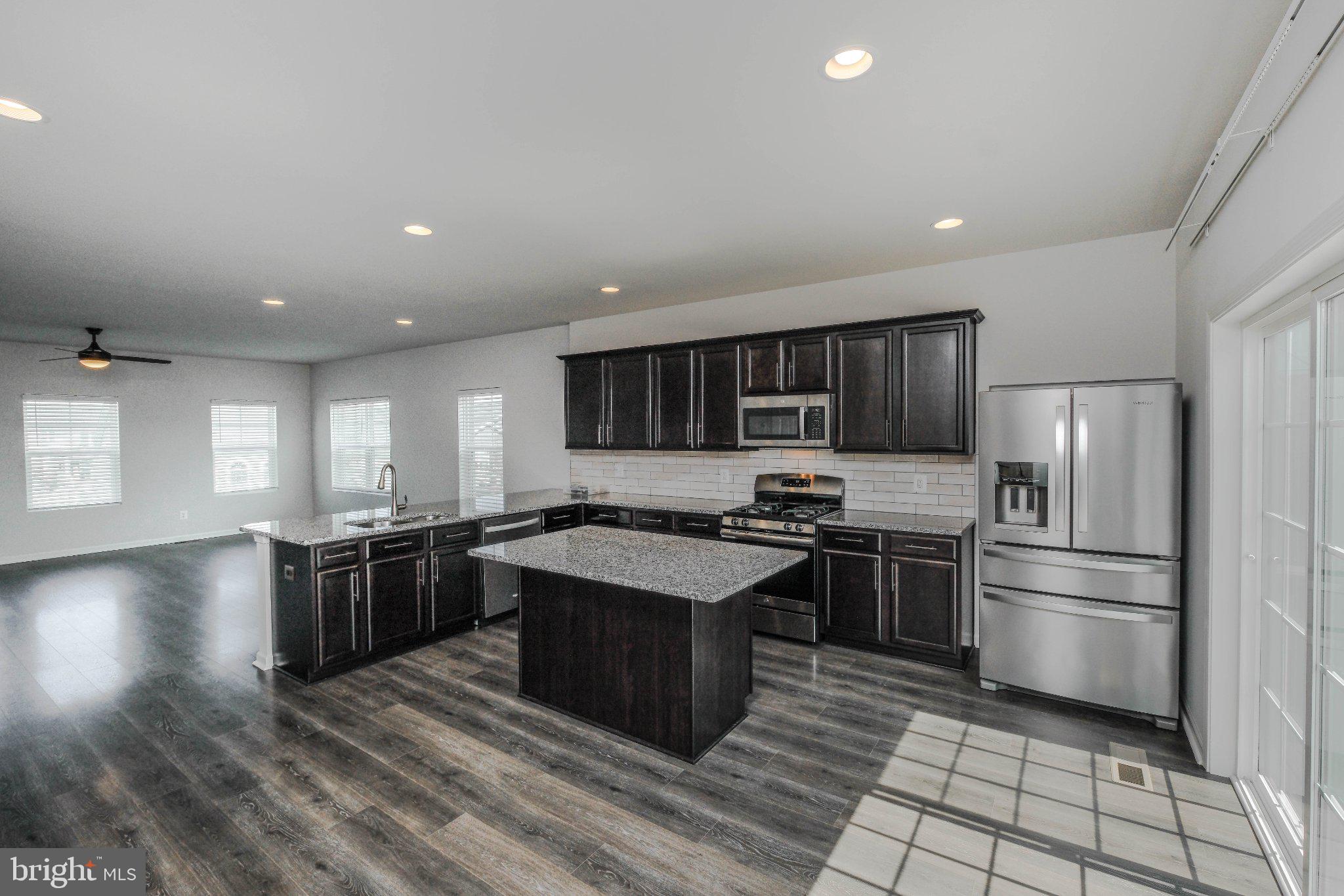 218 PARKLAND DRIVE