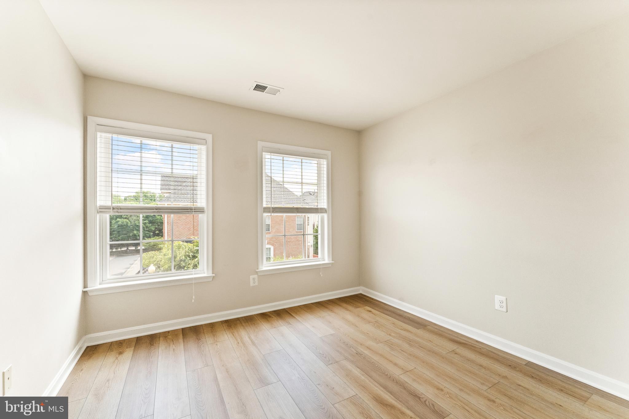 MEDINAH HOMES - Residential Lease