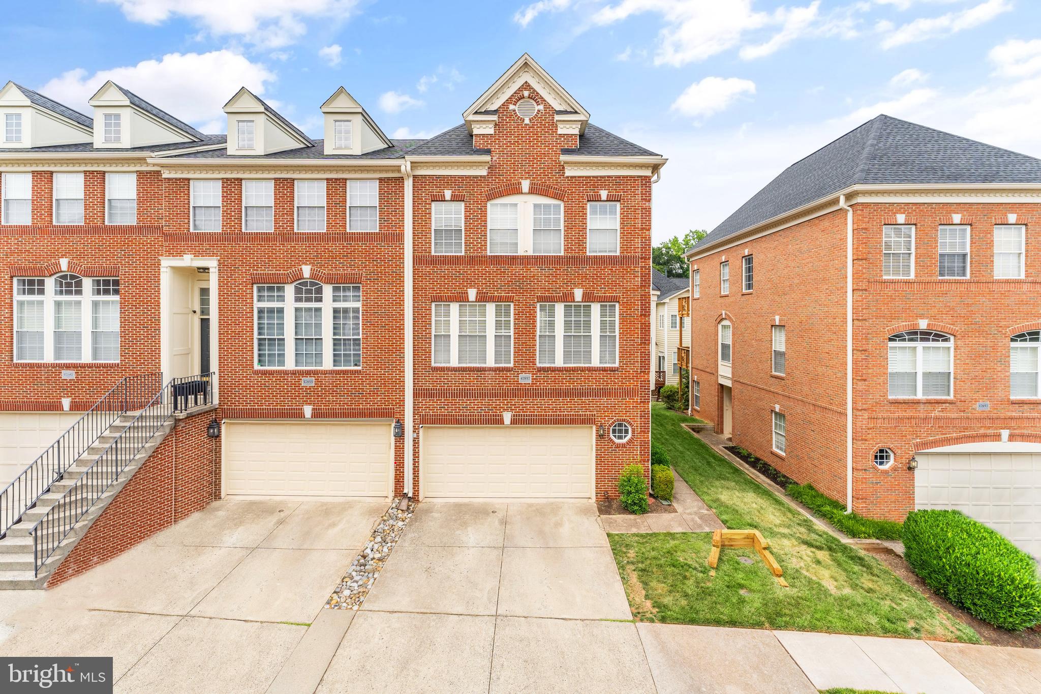 MEDINAH HOMES - Residential Lease