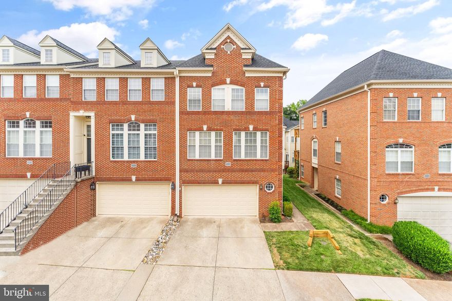 Welcome to 47857 Scotsborough Sq! This end-unit townhouse is situated alongside the Trump National Golf Club. It features a two-car garage along with a bonus room for added versatility. Brand new appliances and luxury vinyl plank flooring! HOA takes care of all outside maintenance.