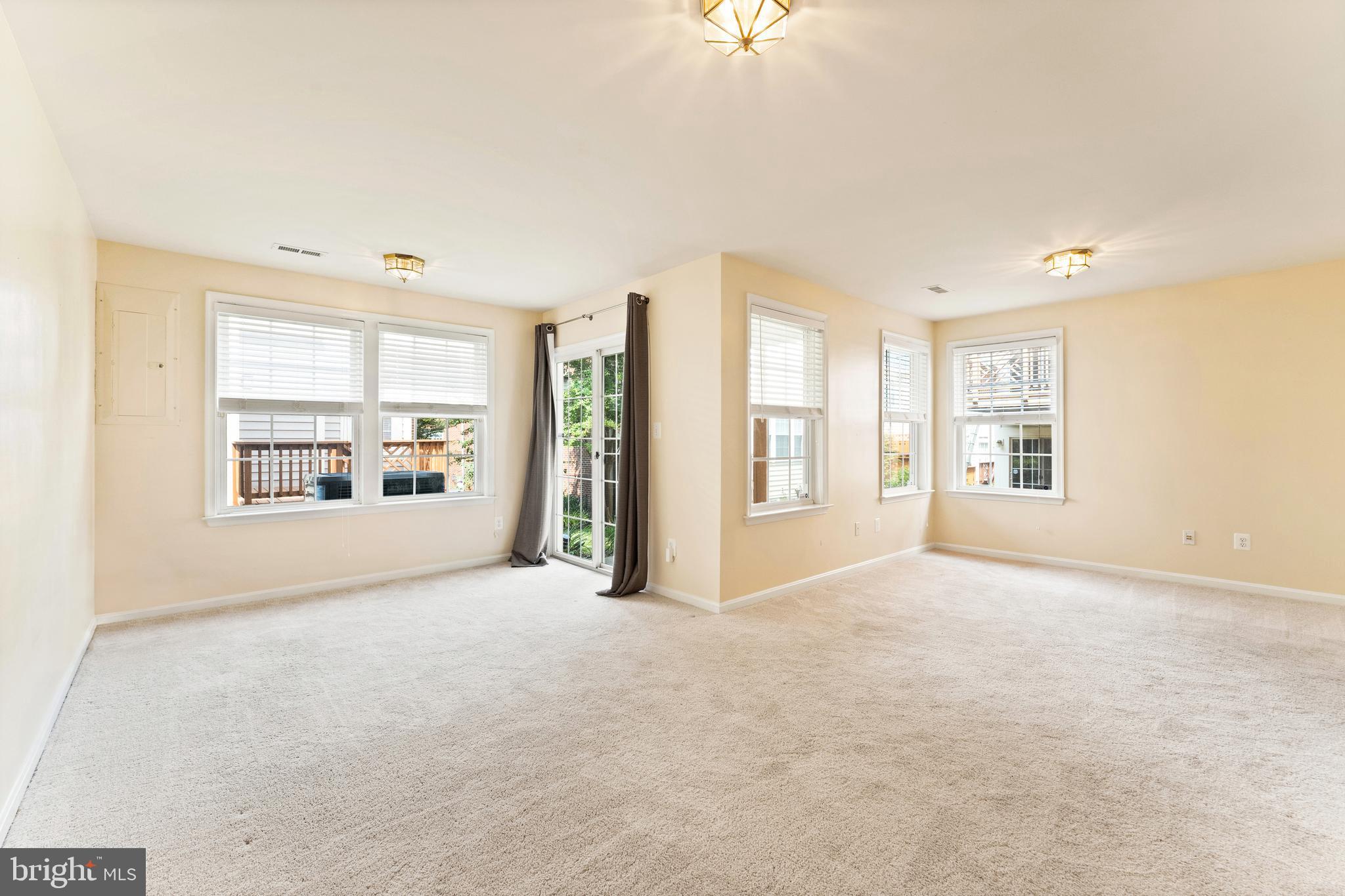 MEDINAH HOMES - Residential Lease