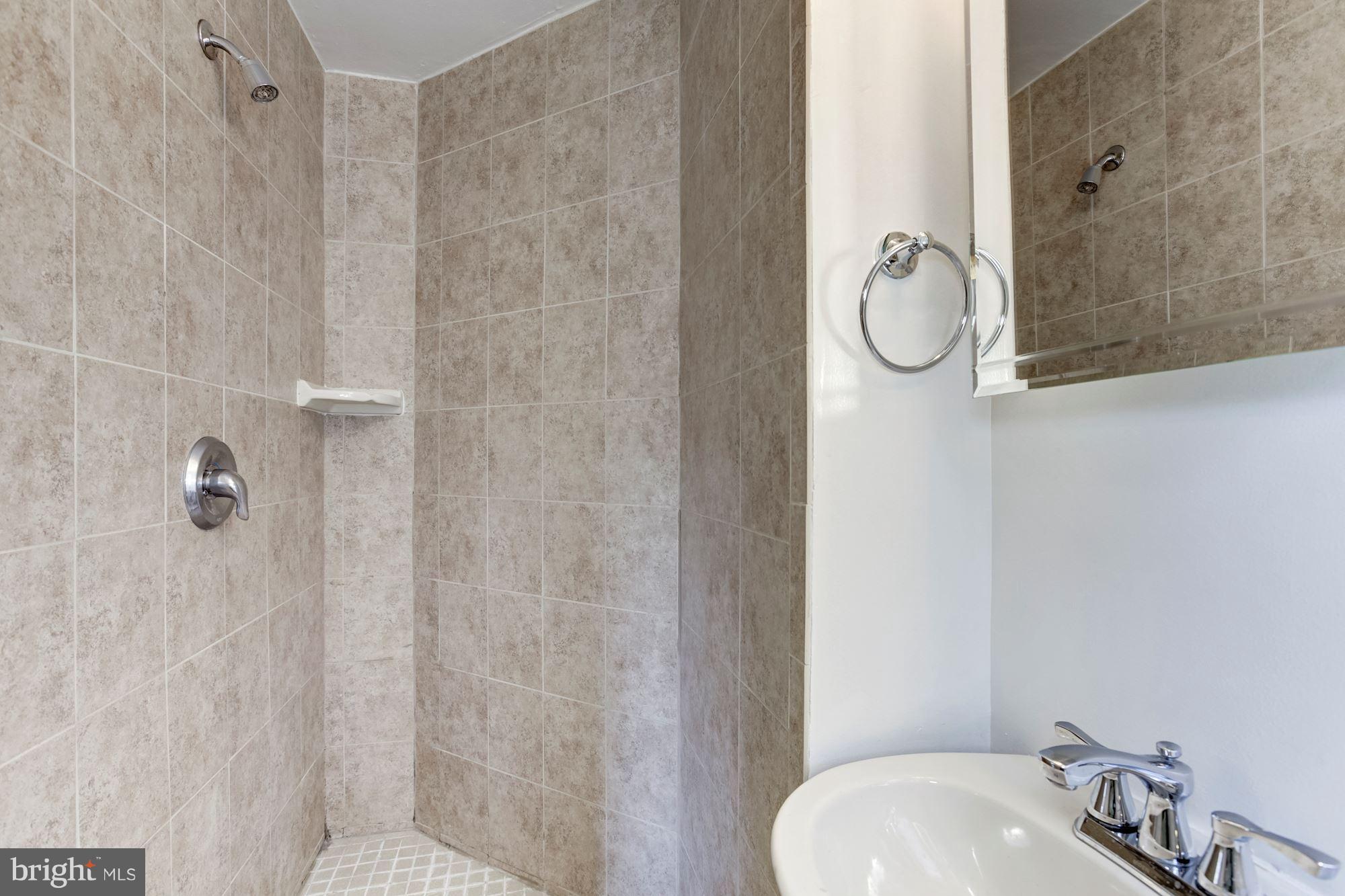 CHEVY CHASE - Residential Lease