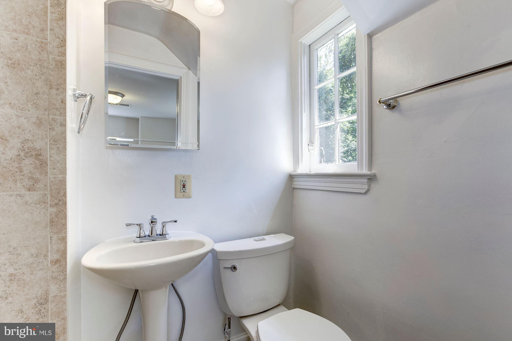 CHEVY CHASE - Residential Lease