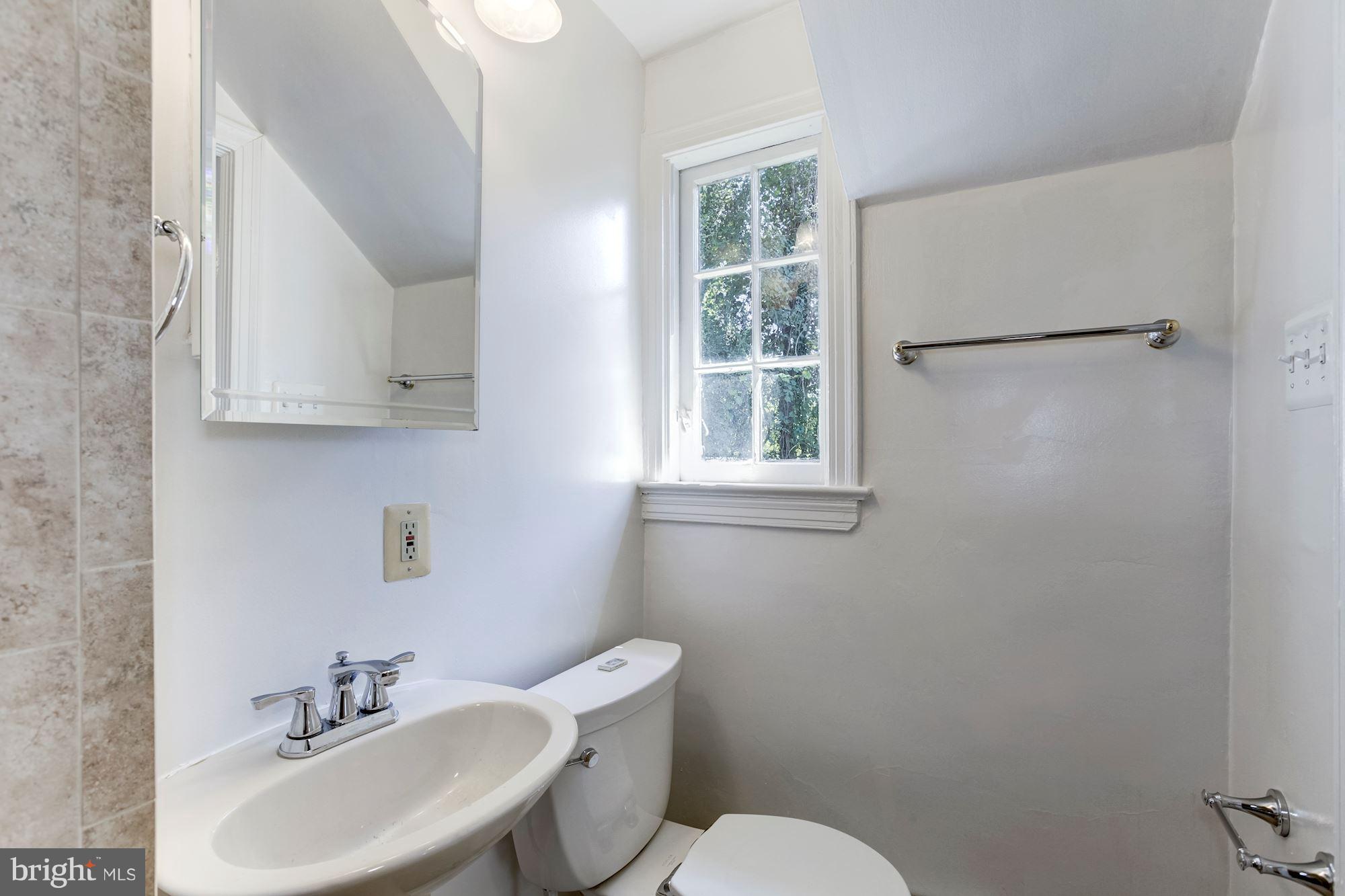 CHEVY CHASE - Residential Lease