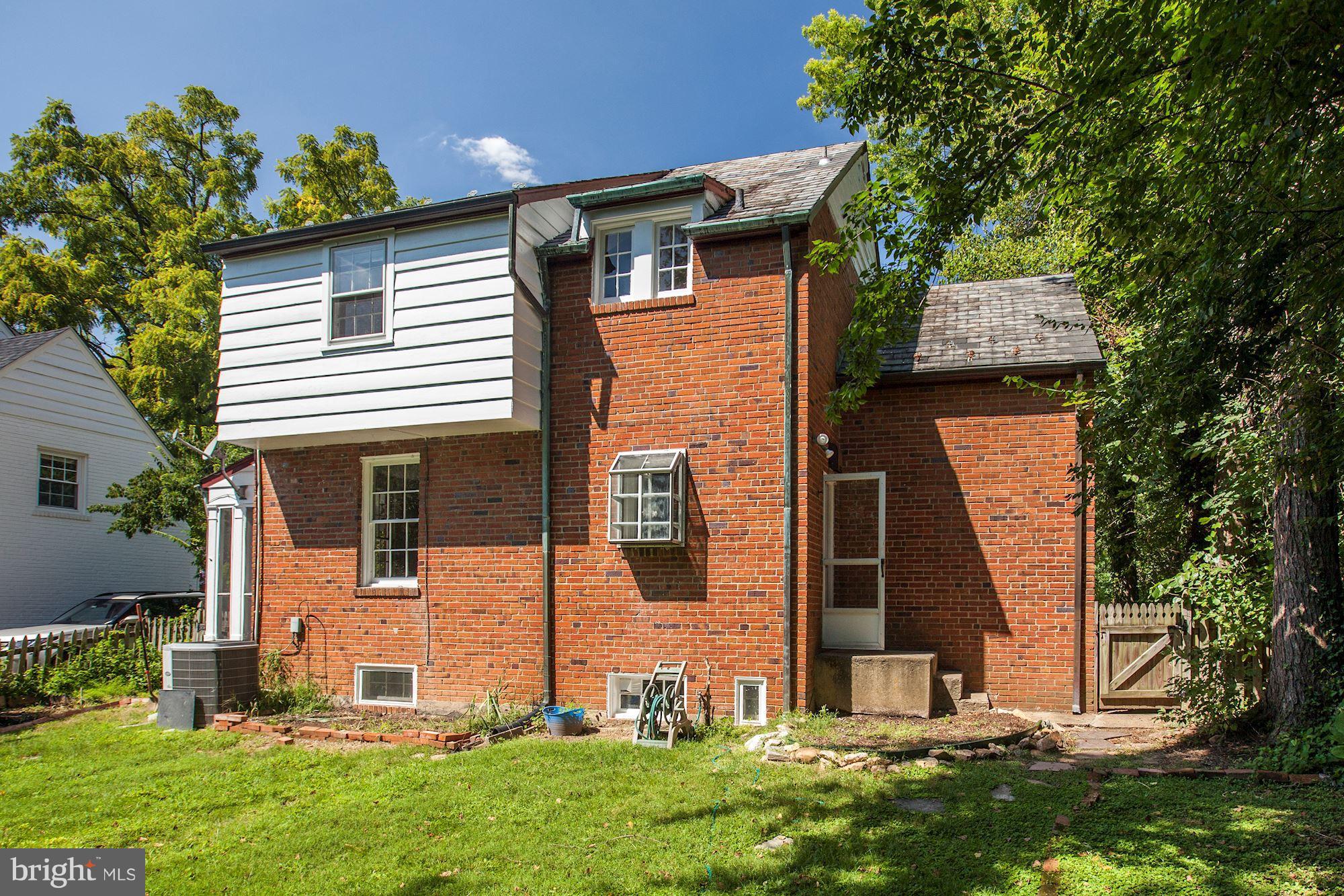 CHEVY CHASE - Residential Lease