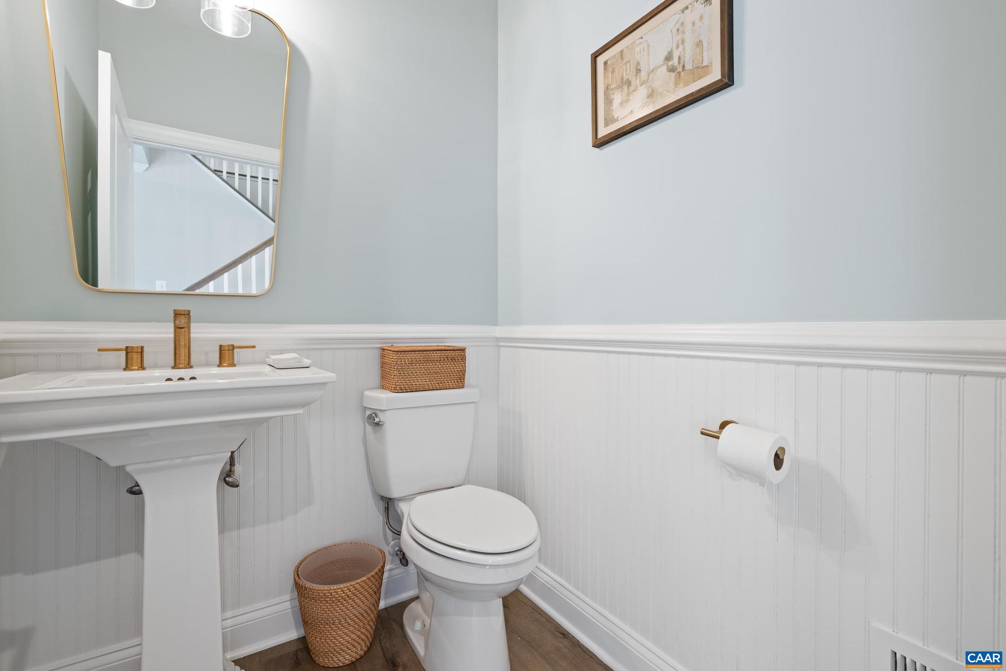 MEADOW BROOK - Residential